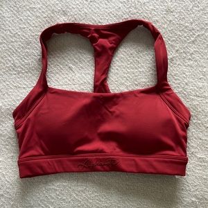 Alphalete Pulse Balance Bra (Tartan Red)